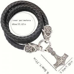Collier cuir et métal Marteau de Thor têtes de loups. Longueur 60cm